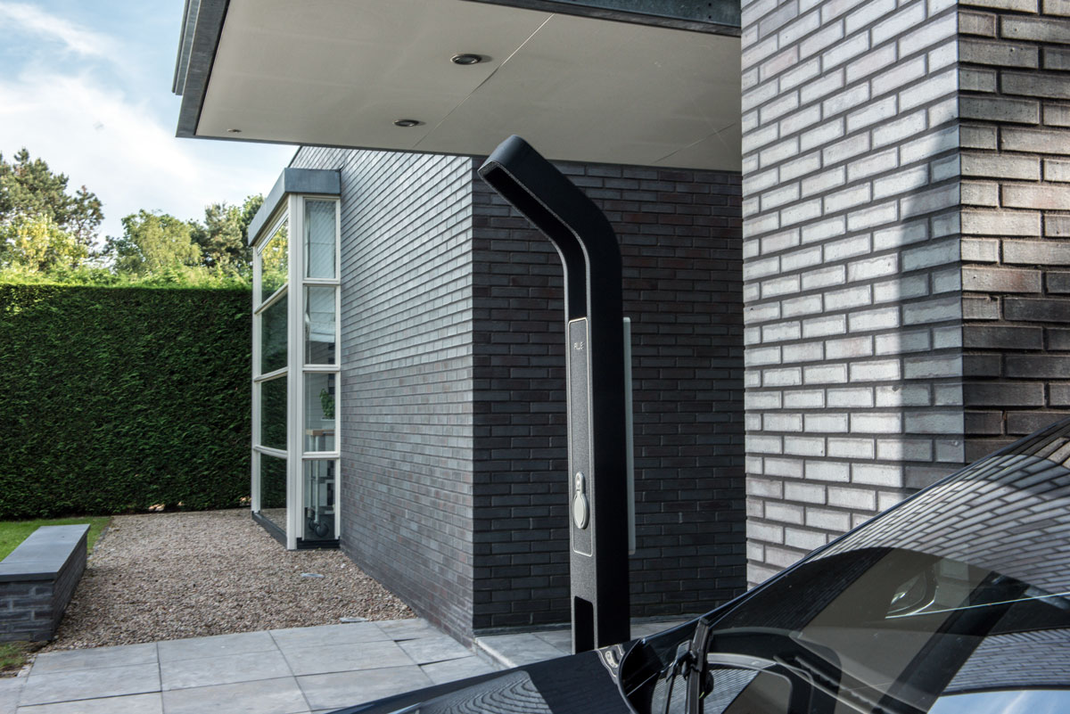 Red Dot Design Award Winning EV Charging System